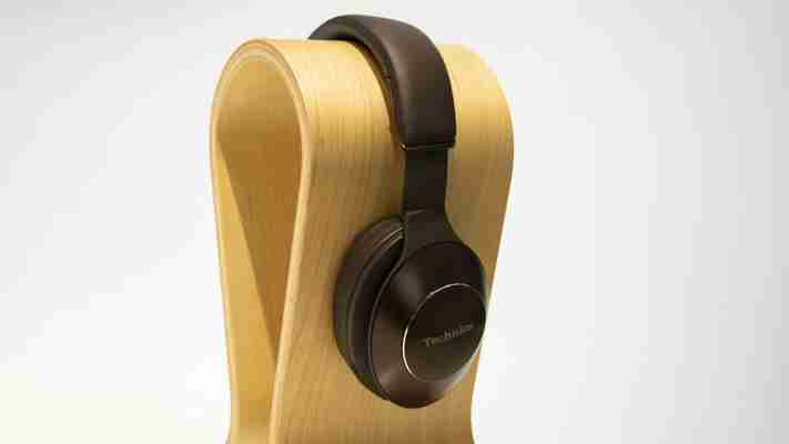 Technics EAH-F70N review (hands-on): These new noise-cancelling headphones take aim at Bose and Sony